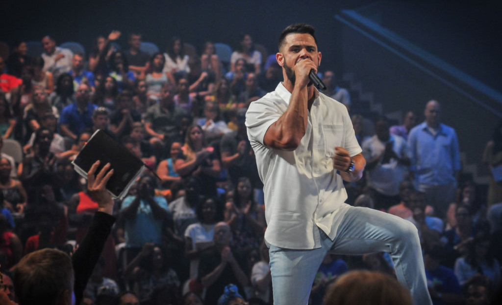 Voices of well known preachers-Steven Furtick
